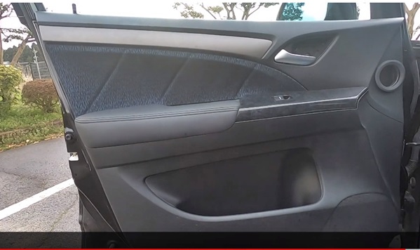 オデッセイrb1のドア内張りパネルの外し方は スピーカー交換などに 車のパーツの外し方 交換方法