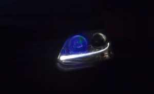 レインボーに光るLED
